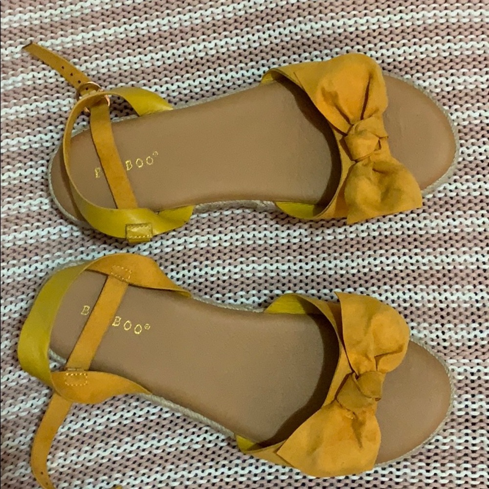 Yellow Bow Sandals!